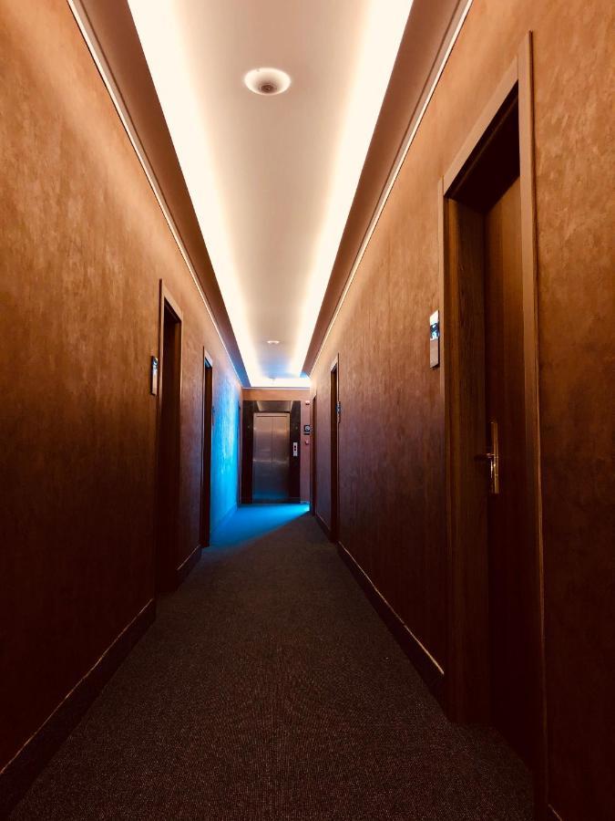Hotel Tsereteli Palace Batumi Eksteriør billede